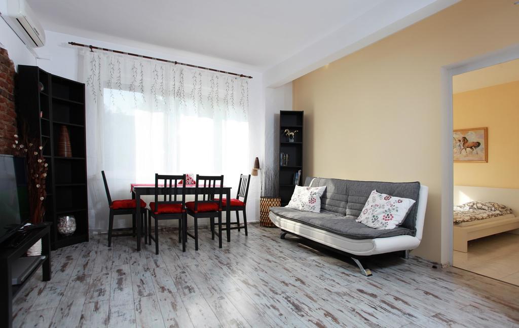Raya Maisonette Σόφια Δωμάτιο φωτογραφία